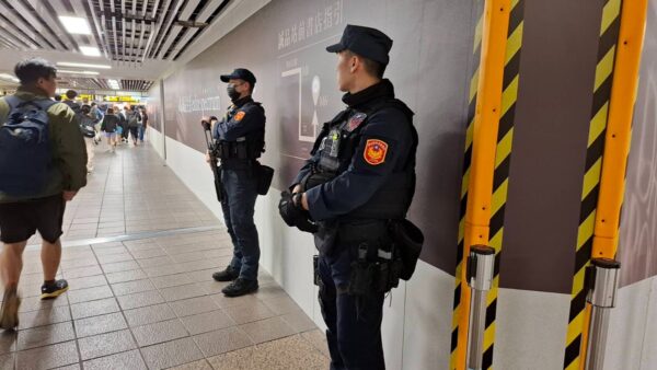 板南線臺北車站煙霧彈事件 臺北捷運啟動緊急應變並提升維安警戒