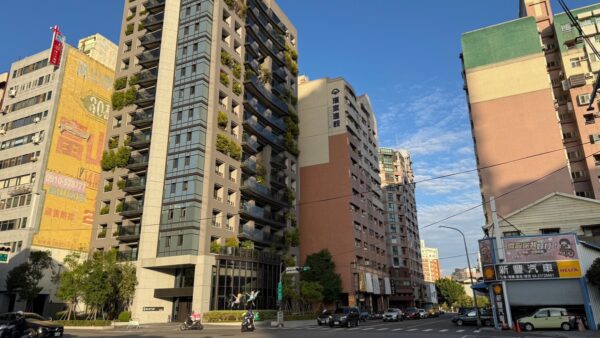 「銀行不是慈善機構」點名:房價漲跌不是你繳不起房貸的理由 | M傳媒